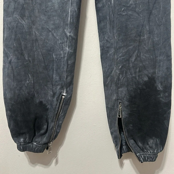 Filling Pieces - Picture 5 of 14